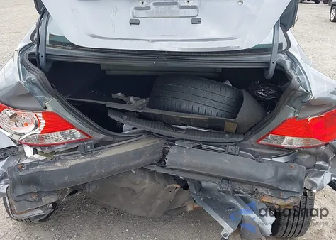 2013 Hyundai Accent Gls from USA, damaged, VIN KMHCU4AE5DU487919